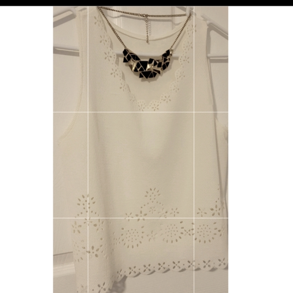 Cropped shirt